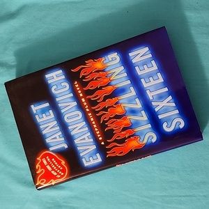 Janet Evanovich "Sizzling Sixteen" Hardcover Novel Book